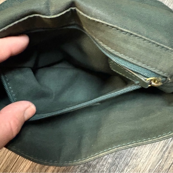 Fossil Leather Crossbody Purse - forest green leather, gold hardware. - Picture 7 of 14